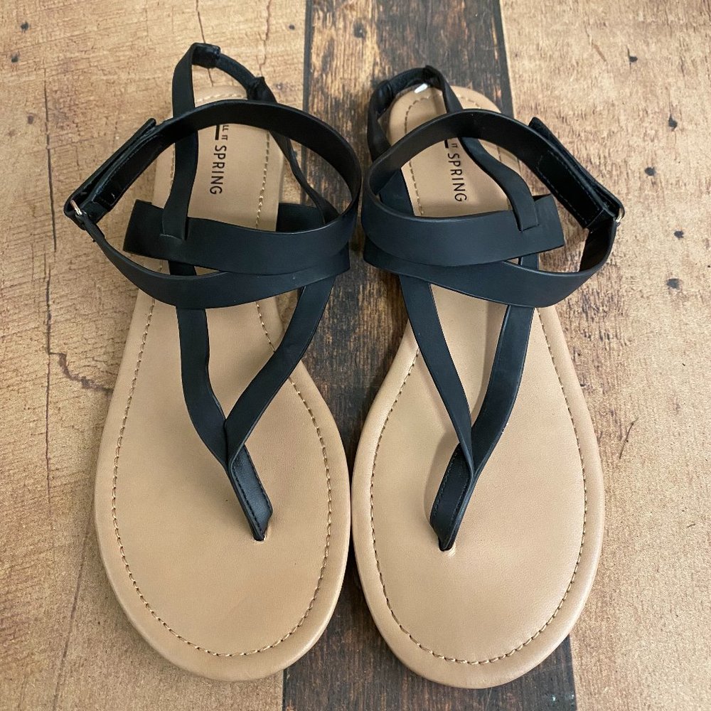 Size 9.5 (fit small) Sandals from Call It Spring